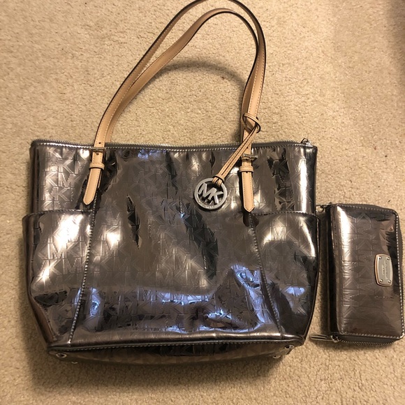 DO NOT PURCHASE NOT FOR SALE MK purse & wallet - Picture 1 of 8